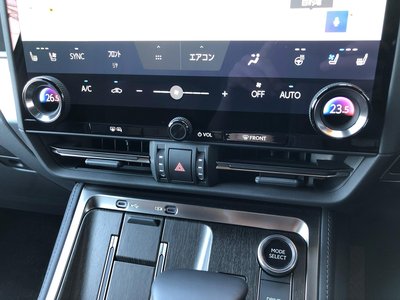 2025 Lexus GX thumbnail 33