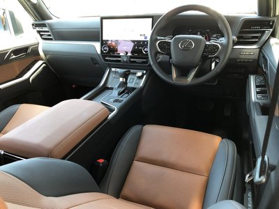 2025 Lexus GX thumbnail 45