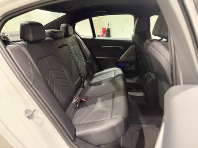 2025 BMW 5 SERIES — миниатюра 13