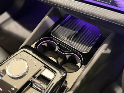 2025 BMW 5 SERIES — миниатюра 49
