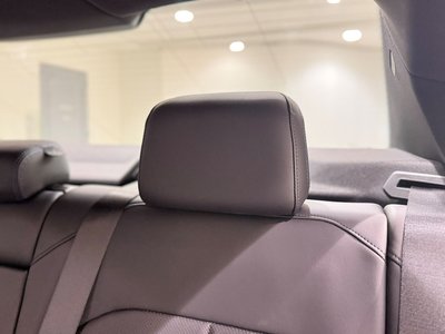 2025 BMW 5 SERIES — миниатюра 19