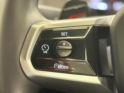 2025 BMW 5 SERIES — миниатюра 29
