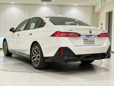 2025 BMW 5 SERIES — миниатюра 56