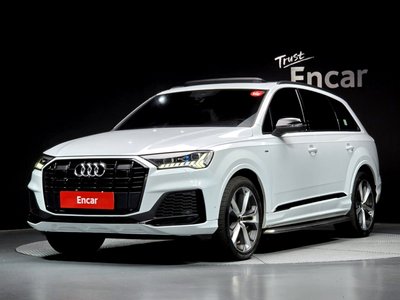2023 AUDI Q7 photo 1