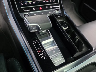 2023 AUDI Q7 — миниатюра 12