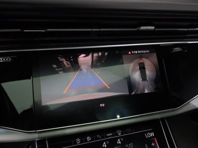 2023 AUDI Q7 — миниатюра 21
