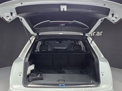 2023 AUDI Q7 — миниатюра 26