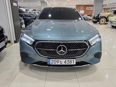 MERCEDES-BENZ E-CLASS - 2