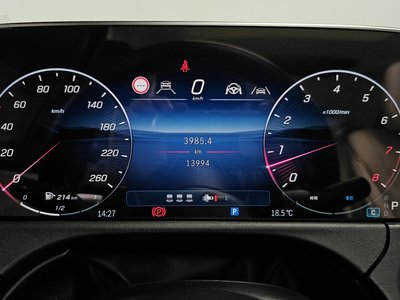 MERCEDES-BENZ E-CLASS - 8