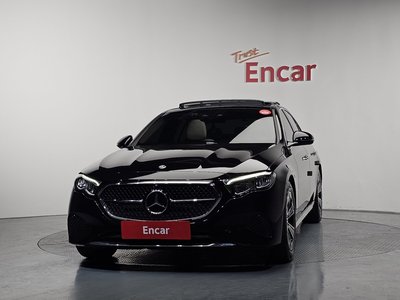 MERCEDES-BENZ E-CLASS - 2