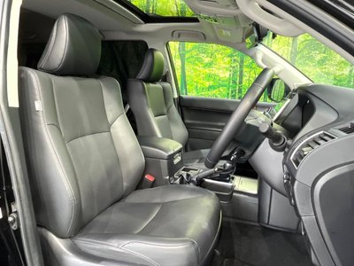 TOYOTA LAND CRUISER PRADO - 9