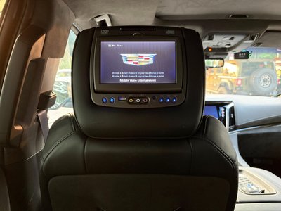 2017 Cadillac ESCALADE photo 45