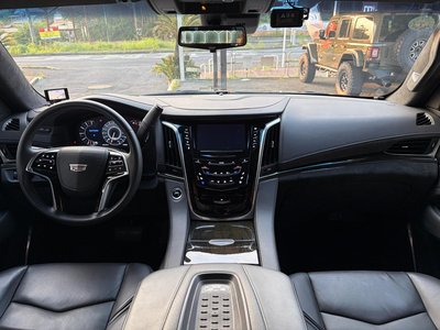 2017 Cadillac ESCALADE photo 20