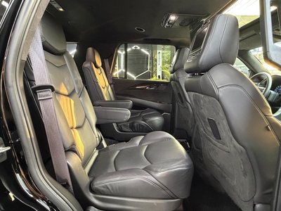 2017 Cadillac ESCALADE photo 29