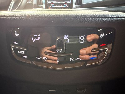 2017 Cadillac ESCALADE photo 40
