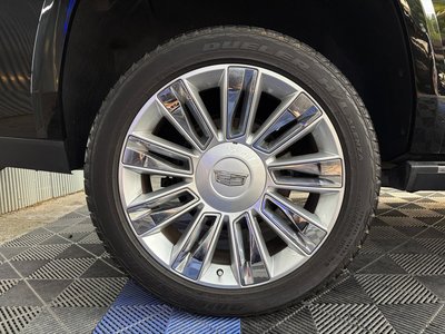 2017 Cadillac ESCALADE photo 12