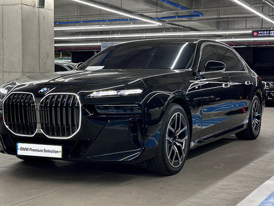 BMW 7 SERIES - 1