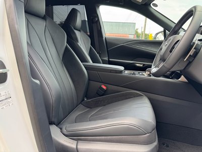 2026 Lexus RX thumbnail 45
