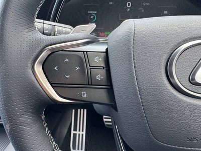 2026 Lexus RX thumbnail 41