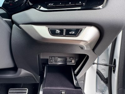2026 Lexus RX thumbnail 33