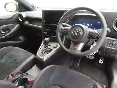 TOYOTA GR YARIS - 8