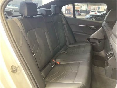 BMW 5 SERIES SEDAN - 7