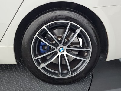 2023 BMW 5 SERIES photo 8
