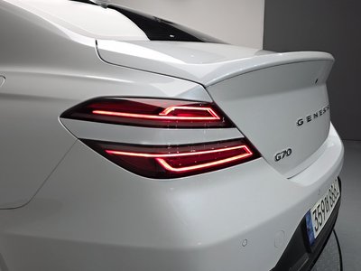 2021 Genesis THE NEW G70 — фото 10