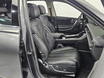 2021 Genesis GV80 thumbnail 16