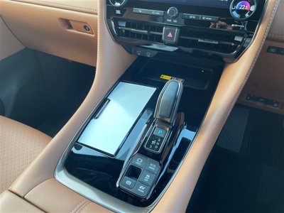 صورة 7 لـ 2026 Toyota VELLFIRE