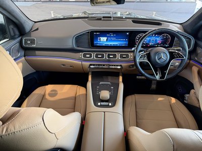MERCEDES-BENZ GLS - 9