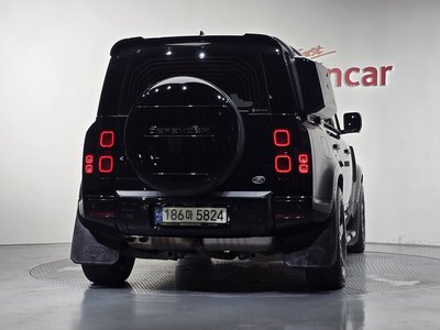 2022 LAND Rover DEFENDER — фото 4