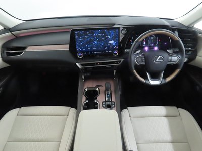 LEXUS RX - 9
