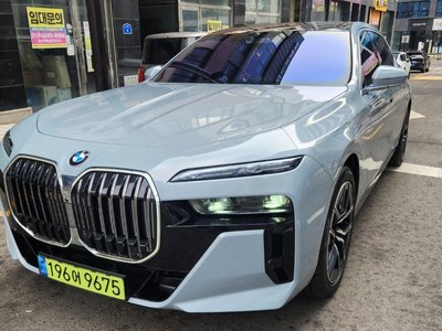 BMW 7 SERIES - 4