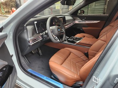 BMW 7 SERIES - 5