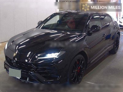 LAMBORGHINI URUS - 4