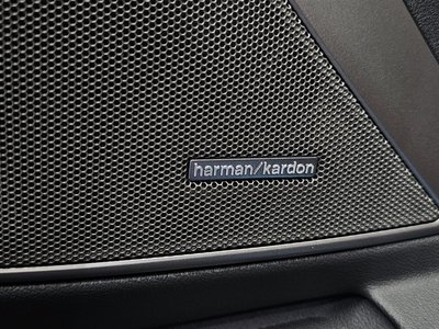 2025 BMW 3 SERIES thumbnail 29