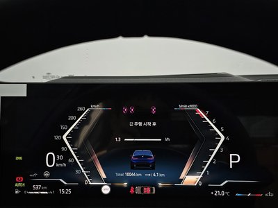 2025 BMW 3 SERIES thumbnail 11