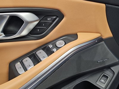 2025 BMW 3 SERIES thumbnail 30