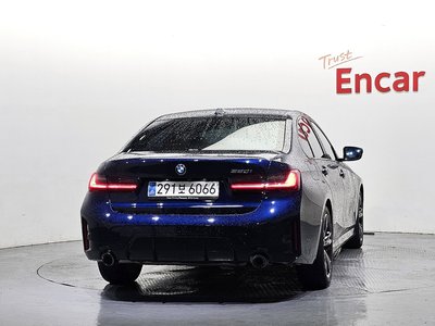 2025 BMW 3 SERIES 照片 3
