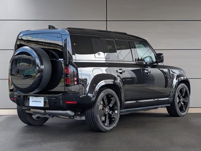 LAND ROVER DEFENDER - 10