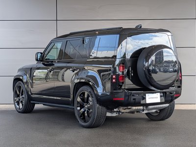 LAND ROVER DEFENDER - 6