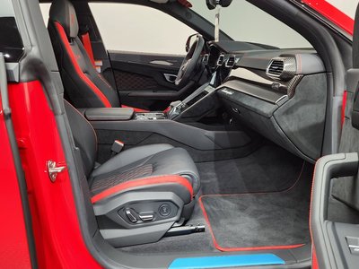 2023 Lamborghini URUS — миниатюра 16