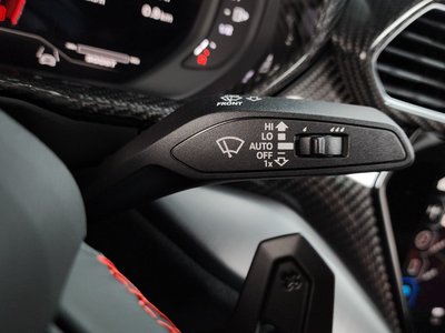 2023 Lamborghini URUS — миниатюра 28