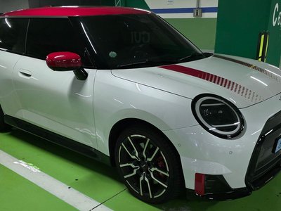صورة 2 لـ 2025 MINI COOPER ELECTRIC