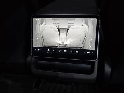 2025 Tesla MODEL Y thumbnail 28