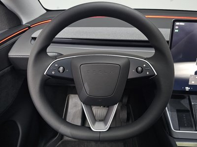 2025 Tesla MODEL Y thumbnail 19