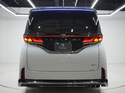 2025 Toyota VELLFIRE photo 6