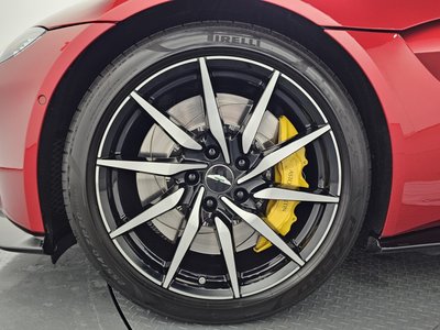 ASTON MARTIN VANTAGE - 6