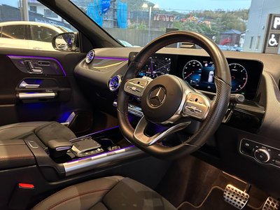 MERCEDES-BENZ GLA - 4